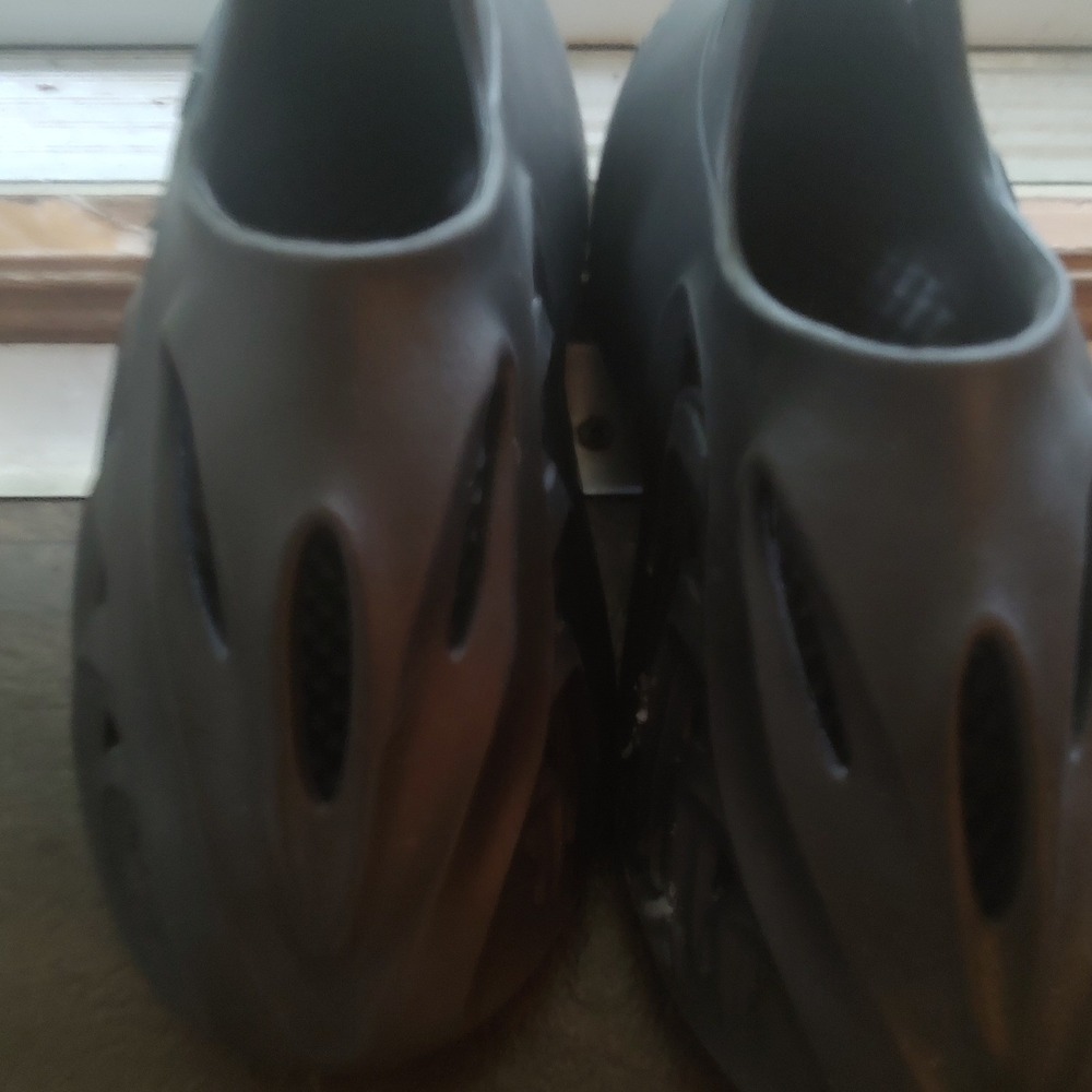 Unbranded Black Foam Runner Clogs Slip On Breathable Water Shoes EU 39 M 7 W 8